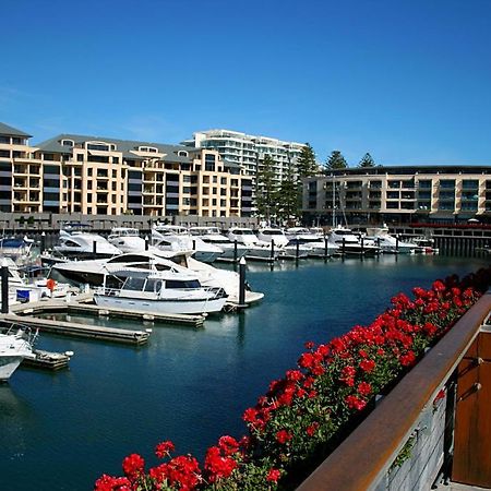 Glenelg Beach Hostel Exterior foto