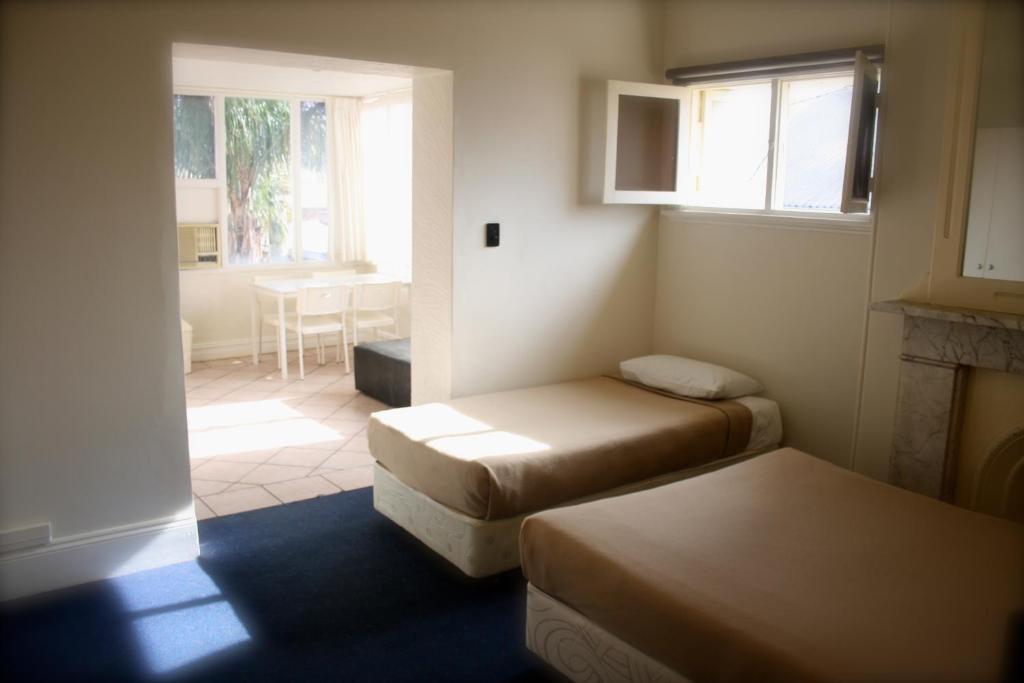 Glenelg Beach Hostel Quarto foto